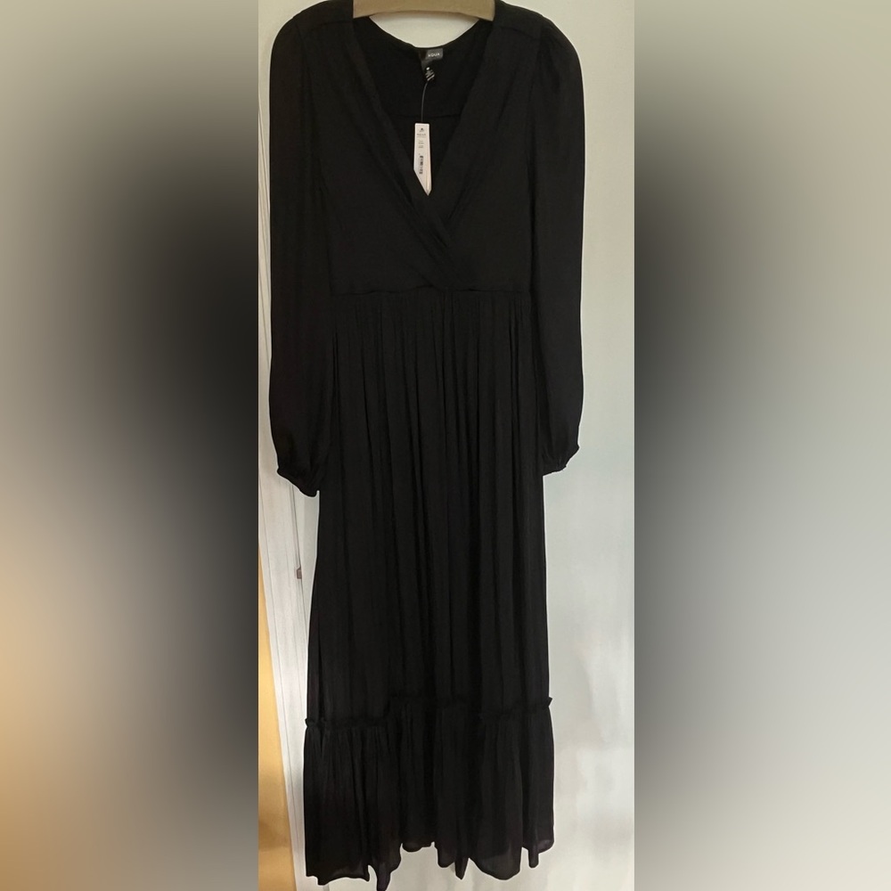 Aqua Classic Black Long Sleeve Dress